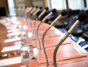 Salle de conférence, micro